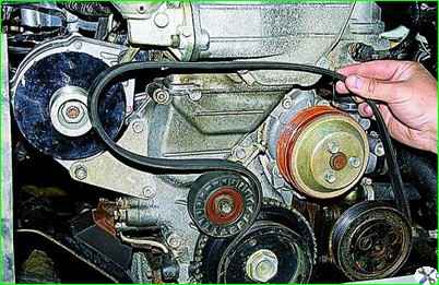 Замена и регулировка натяжения ремней привода агрегатов
