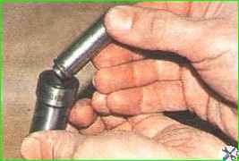 Сборка и установка натяжителя цепи