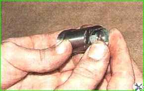 Сборка и установка натяжителя цепи