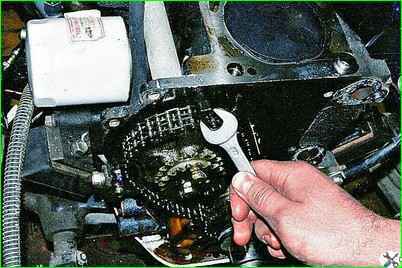 Замена цепей двигателя ЗМЗ-406