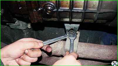 Extracción de los tubos de escape