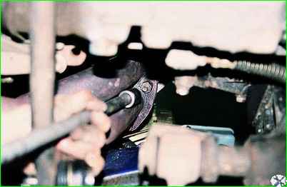 Extracción de los tubos de escape