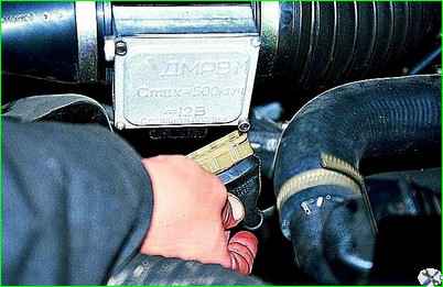 Снятие и проверка датчика ДМРВ