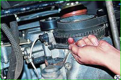 Снятие датчика синхронизации