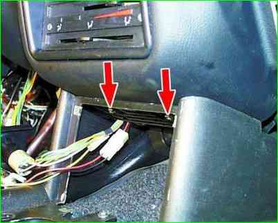 Панель приладів ГАЗ-3110 зняття