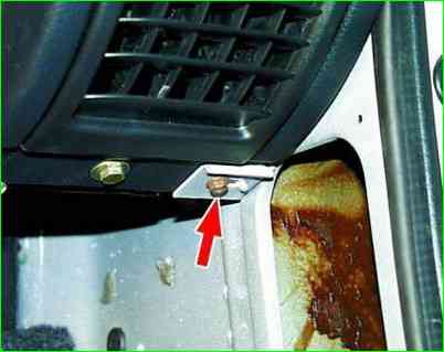 Панель приладів ГАЗ-3110 зняття