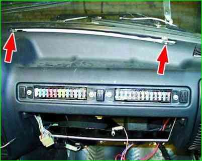 Панель приладів ГАЗ-3110 зняття