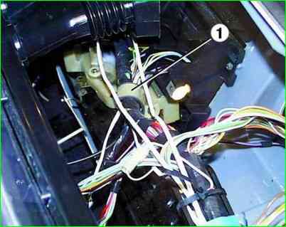 Панель приладів ГАЗ-3110 зняття