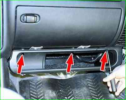 Панель приладів ГАЗ-3110 зняття