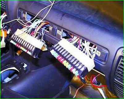 Панель приладів ГАЗ-3110 зняття