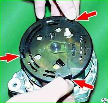 Снятие и разборка генератора