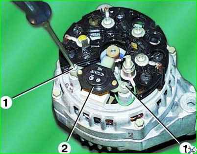 Снятие и разборка генератора