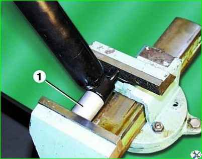 Проверка и замена амортизатора