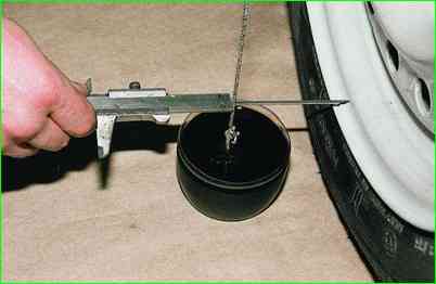 Ajuste de la convergencia y la inclinación de la rueda