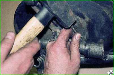 Замена шкворня подвески