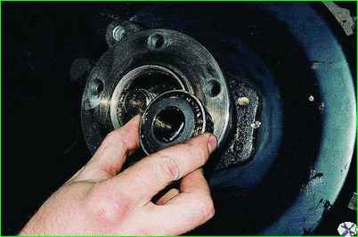 Заміна підшипників маточини переднього колеса