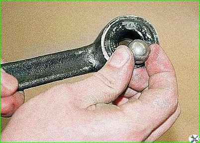 Замена втулок верхних рычагов