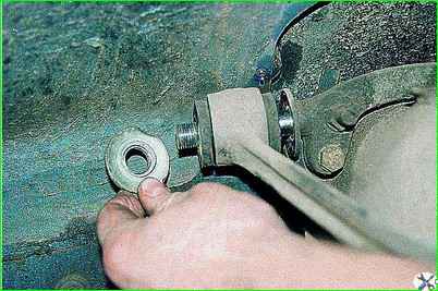 Замена втулок верхних рычагов