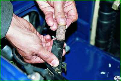 Заміна олії гідропідсилювача керма