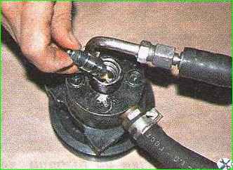 Промивання клапанів гідропідсилювача керма