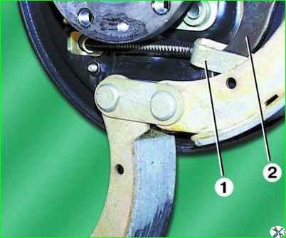 Зняття та встановлення троса стоянкового гальма