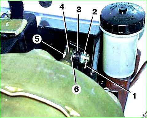 Снятие вакуумного усилителя