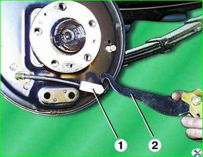 Замена тормозных колодок