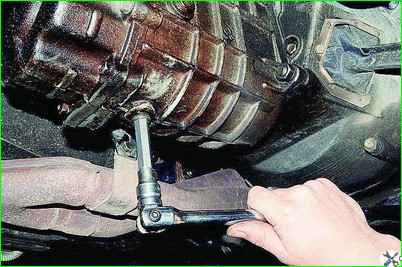 Замена масла в коробке передач