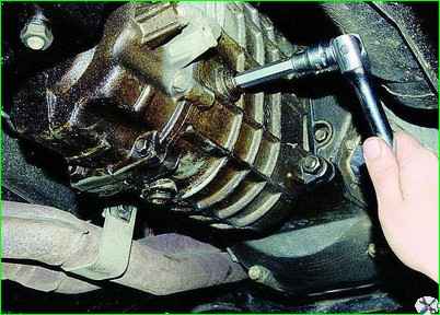 Замена масла в коробке передач