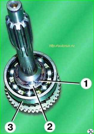 Розбірка та збирання первинного валу коробки передач