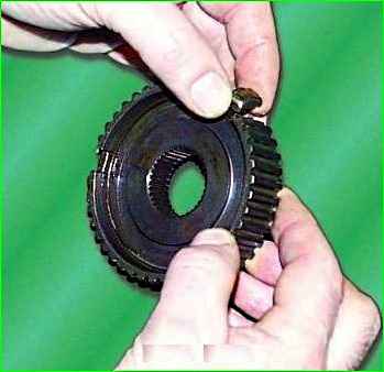 Разборка и сборка синхронизатора КПП ГАЗ-3110