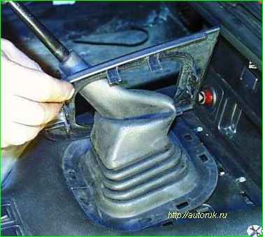 Снятие и установка коробки передач