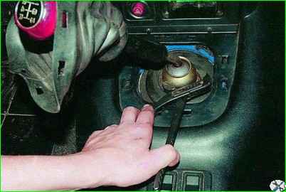 Снятие и установка коробки передач