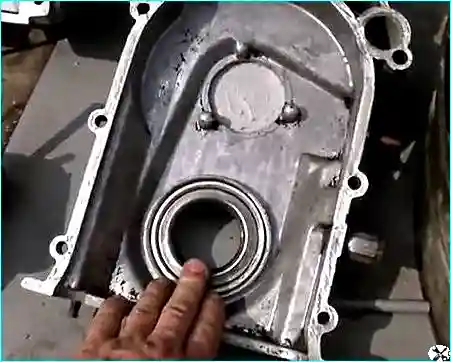 Preparation of units and parts for assembly of the ZMZ-53 engine