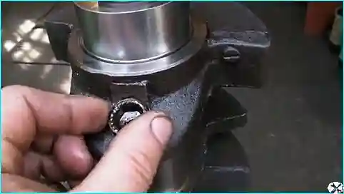 Preparation of units and parts for assembly of the ZMZ-53 engine