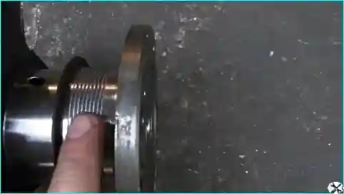 Preparation of units and parts for assembly of the ZMZ-53 engine