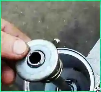 Replacing the oil filter GAZ-53, GAZ-66