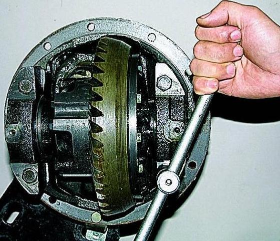 Разборка для ремонта заднего моста автомобиля Газель