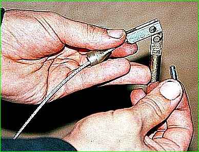 Замена троса дроссельной заслонки ЗМЗ-40522