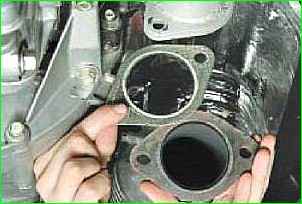 Замена приемной трубы с двигателями ЗМЗ-40522