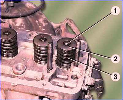 Головка блока цилиндров ЗМЗ-402 ГАЗ-2705