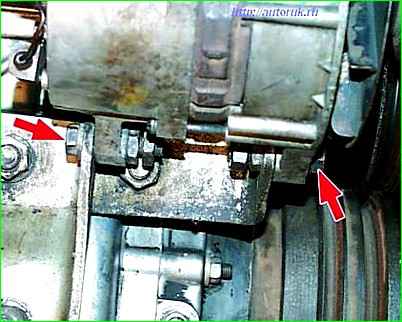 Extracción de la correa del generador