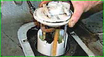 Ремонт паливного модуля автомобіля ГАЗ-2705