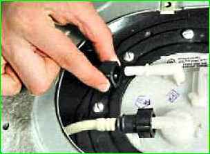 Ремонт паливного модуля автомобіля ГАЗ-2705