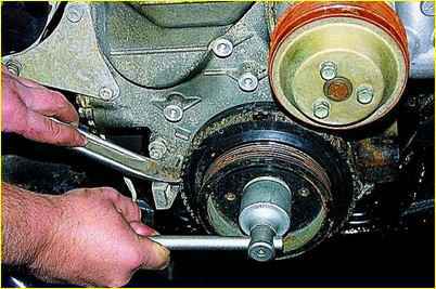 Заміна сальників колінвала ЗМЗ-406