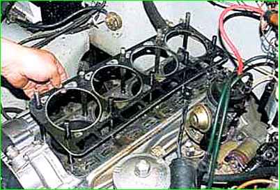 Зняття та встановлення головки циліндрів