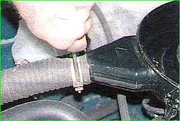 Снятие и установка карбюратора ГАЗ-2705