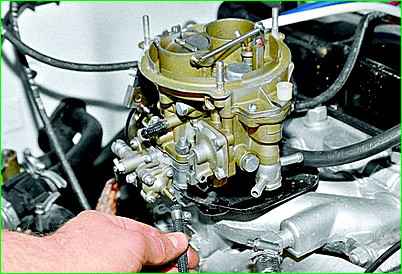 Снятие и установка карбюратора ГАЗ-2705