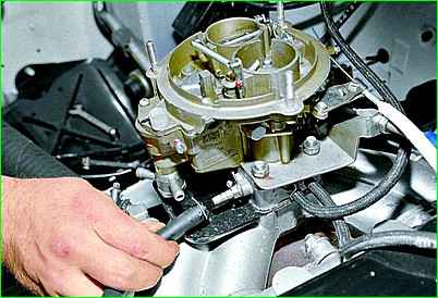 Снятие и установка карбюратора ГАЗ-2705