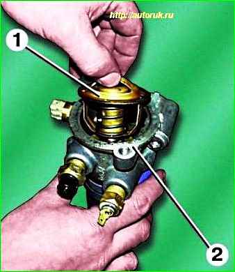 Замена термостата на двигателе ЗМЗ-406